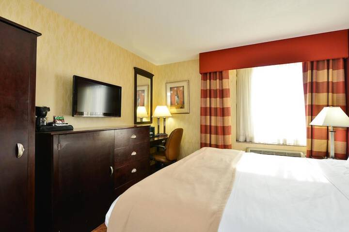 Room 15 of 20