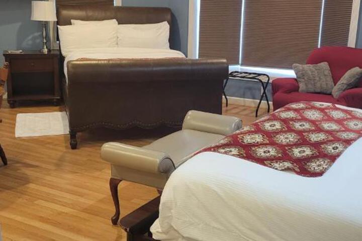 Acorn Hill Lodge and Spa