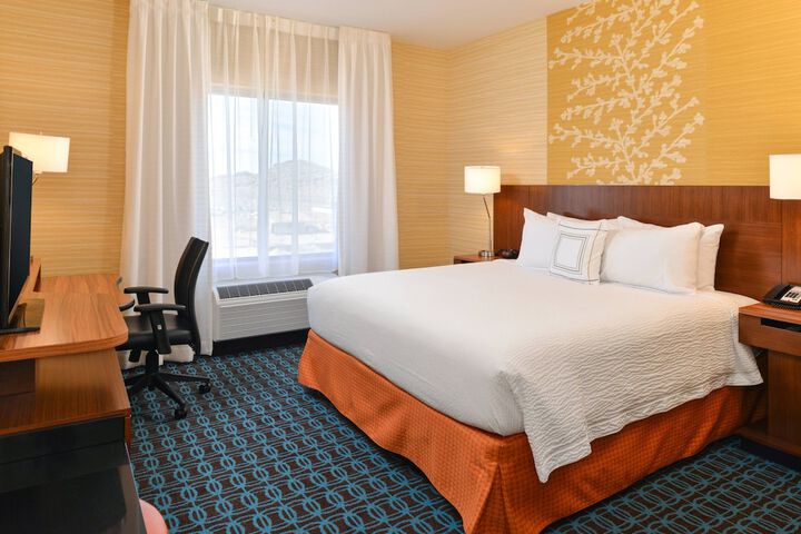 Room 21 of 34