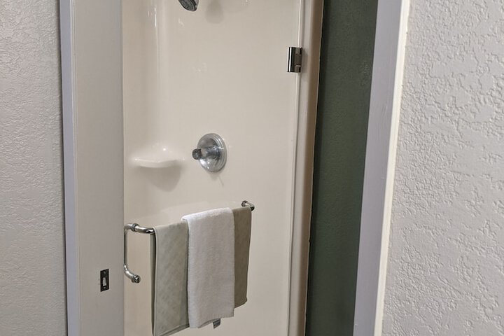 Room 22 of 39