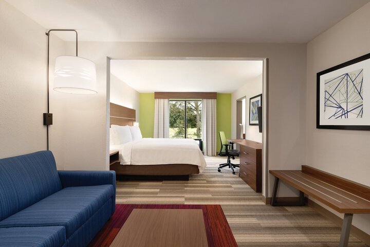 Holiday Inn Express Hotel & Suites Lavonia by IHG
