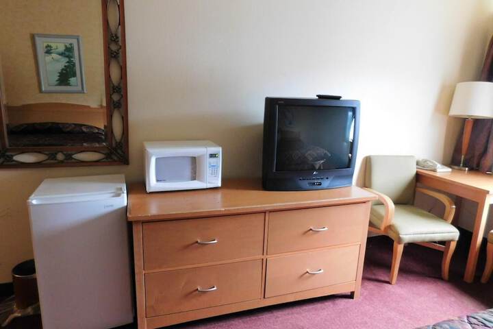 Room 25 of 39