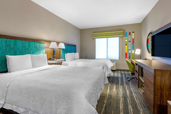 Room 10 of 37