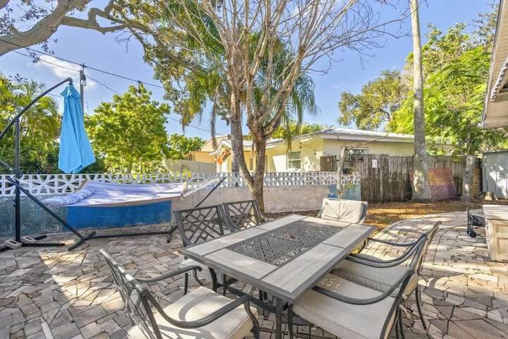 IRB Coastal Beach Homes