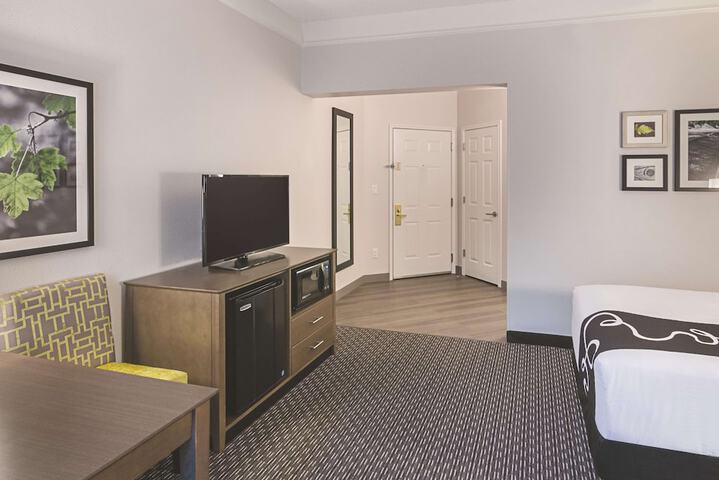 Room 20 of 49