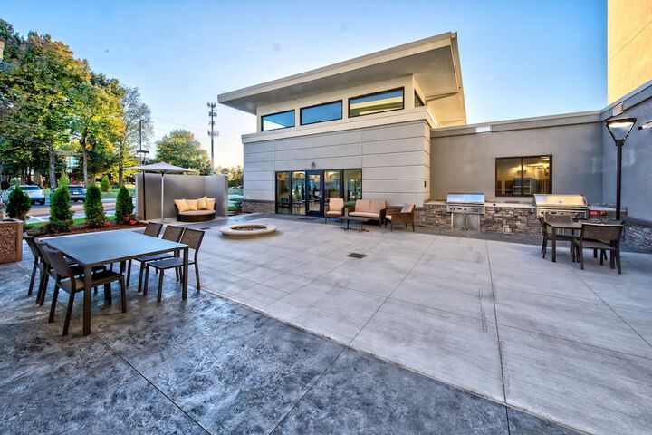 Terrace/Patio 52 of 53
