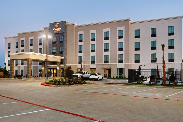 Comfort Suites Humble Houston IAH