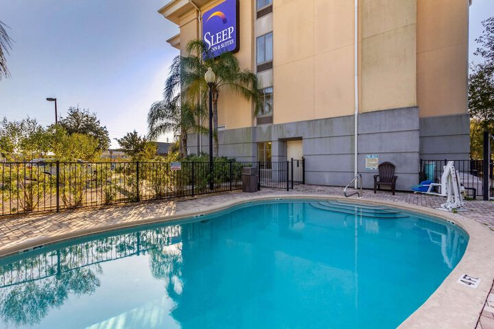 Pool 5 of 32