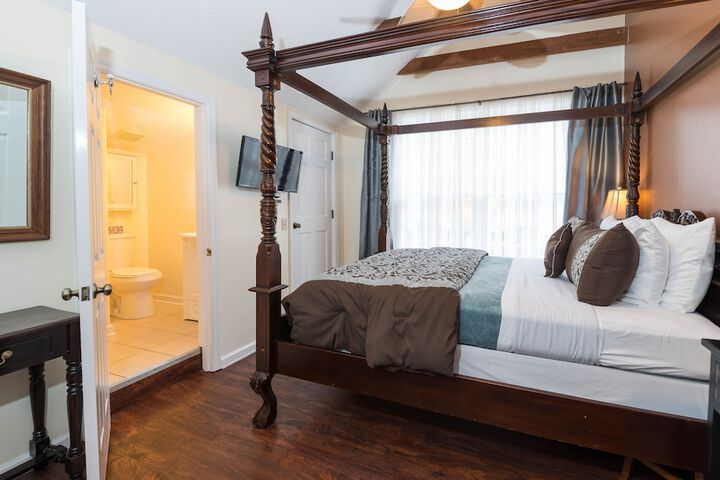 Room 20 of 39