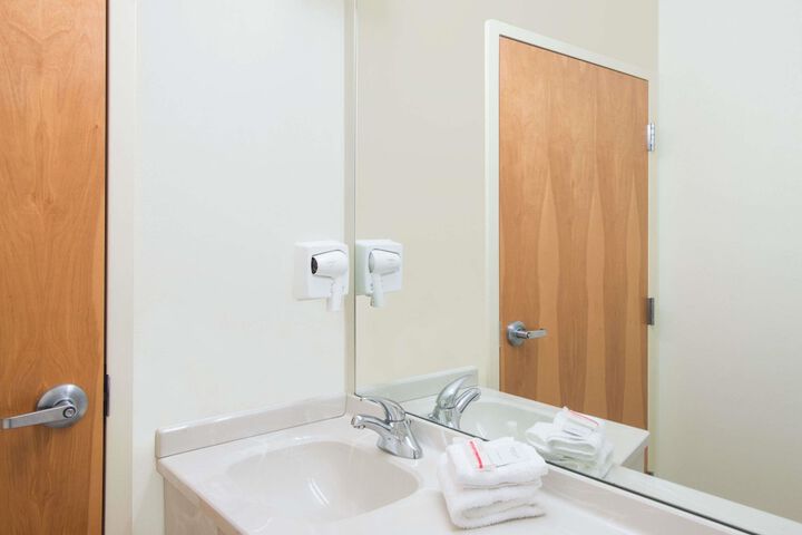 Room 31 of 50