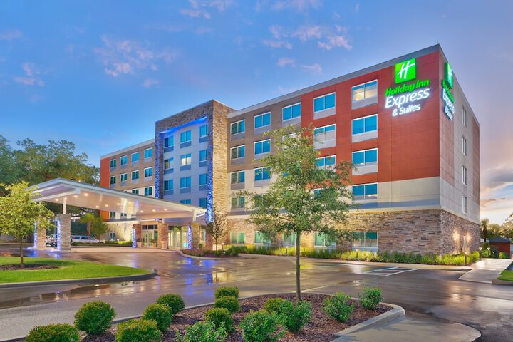 Hotel 3 of 56