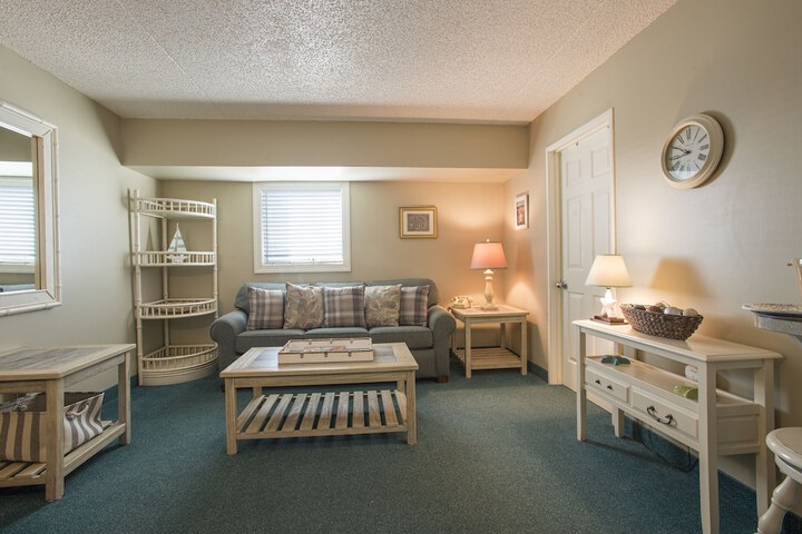 Biscayne Suites