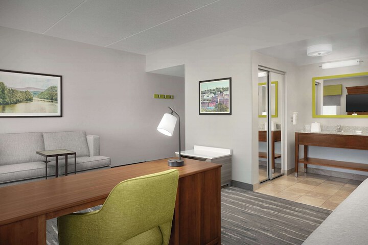 Hampton Inn & Suites Lynchburg