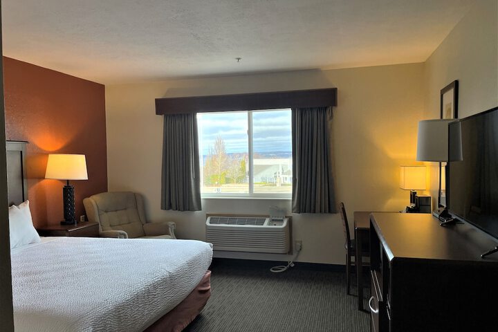 Room 17 of 47