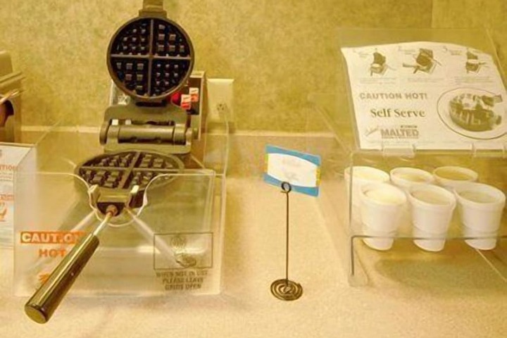 Quality Inn Cleveland MS