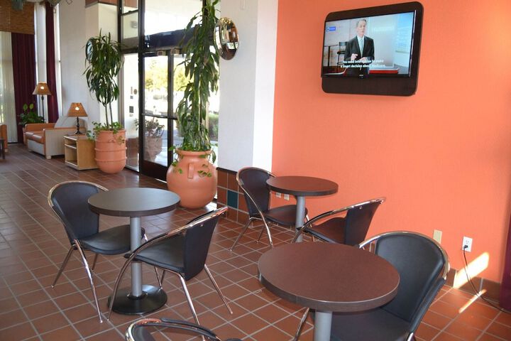 Motel 6 Oakdale CA