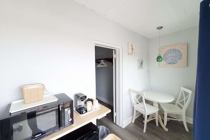 Room 15 of 56