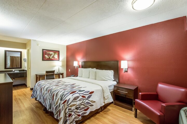 Room 11 of 29