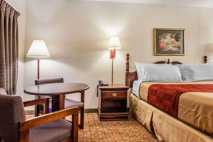 Room 22 of 31