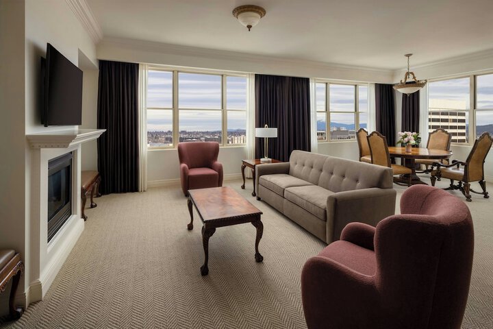 Davenport Hotel Autograph Collection
