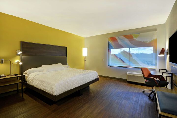 Room 22 of 35