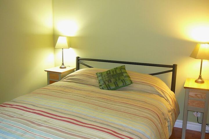 Room 17 of 39