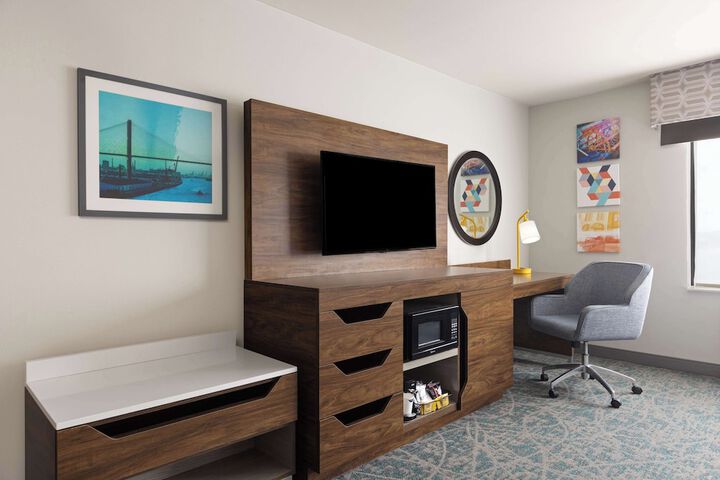 Room 10 of 31