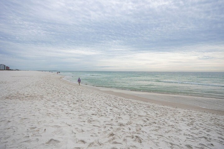 Beach 33 of 42