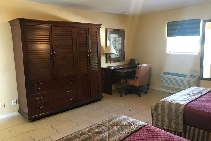 Room 14 of 31