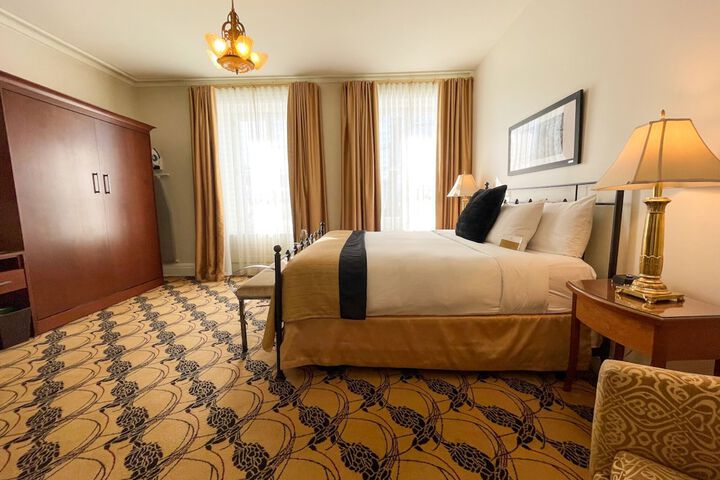 Room 22 of 124