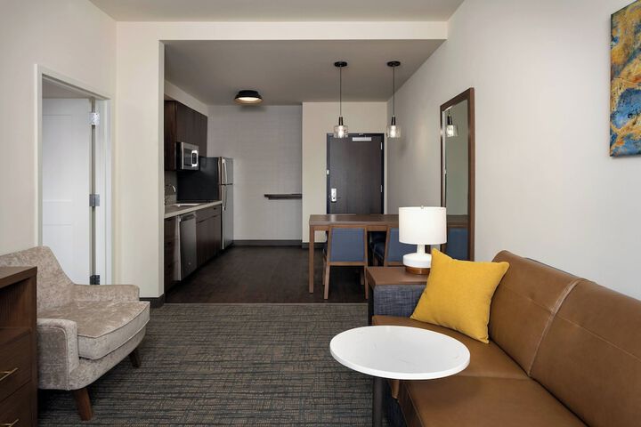 Room 33 of 57