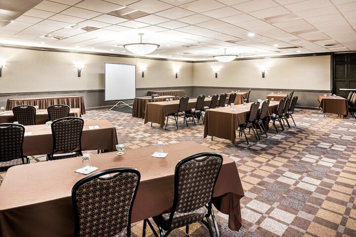 Holiday Inn Johnstown-Gloversville by IHG