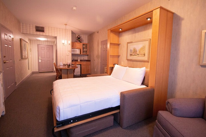 Room 55 of 77