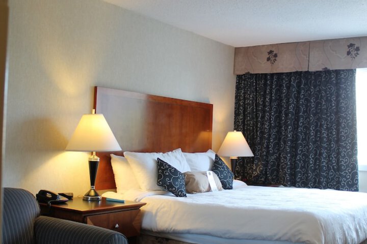 Room 64 of 74