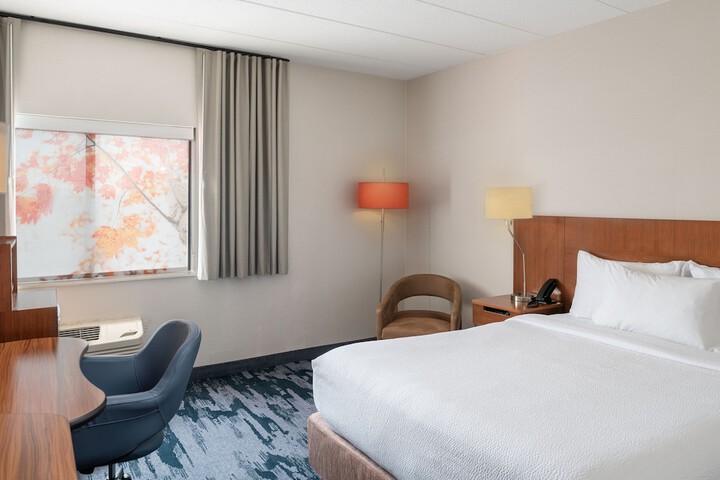 Room 14 of 50