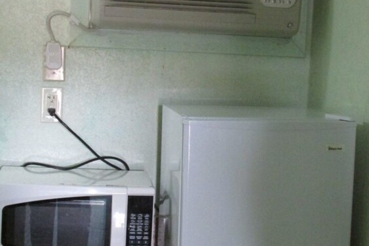 Room 12 of 20