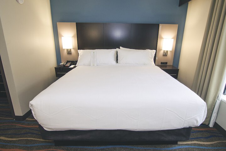 Room 41 of 66