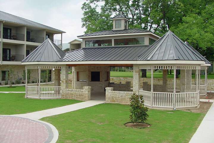 Hotel Exterior 46 of 47