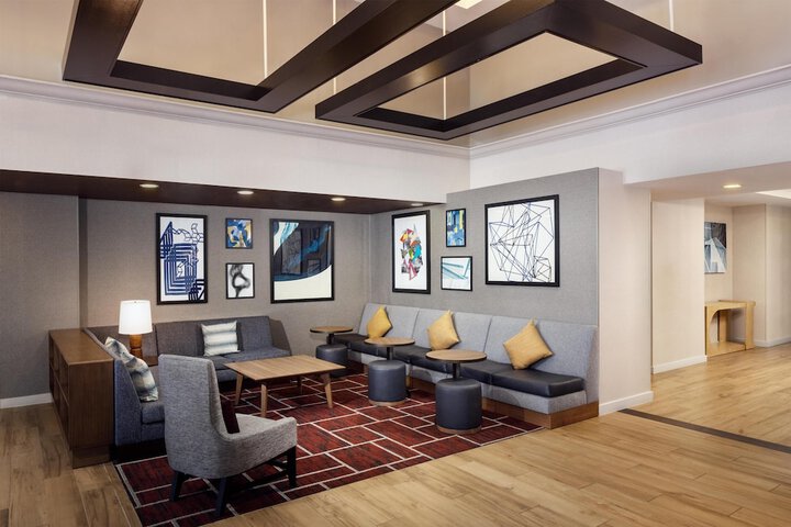 Hyatt Place Dublin / Pleasanton