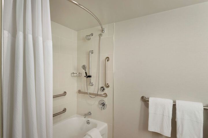 Room 20 of 43
