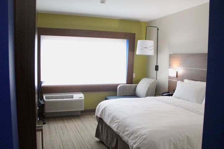 Holiday Inn Express & Suites Latta by IHG