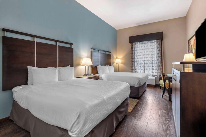 Room 14 of 30