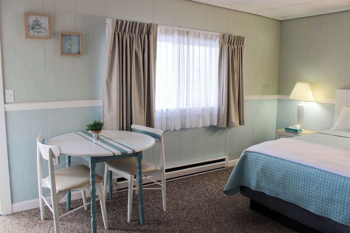 Room 47 of 90