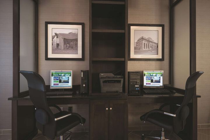 Business Center 58 of 58