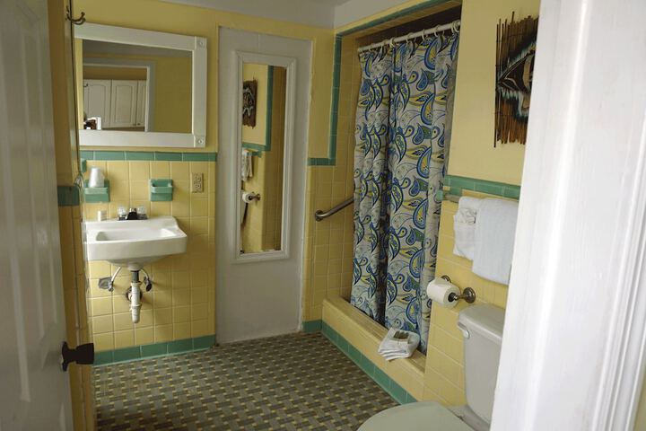 Room 36 of 69
