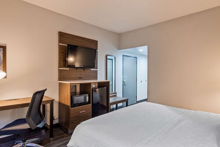 Room 21 of 29
