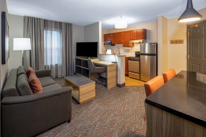 Room 17 of 25