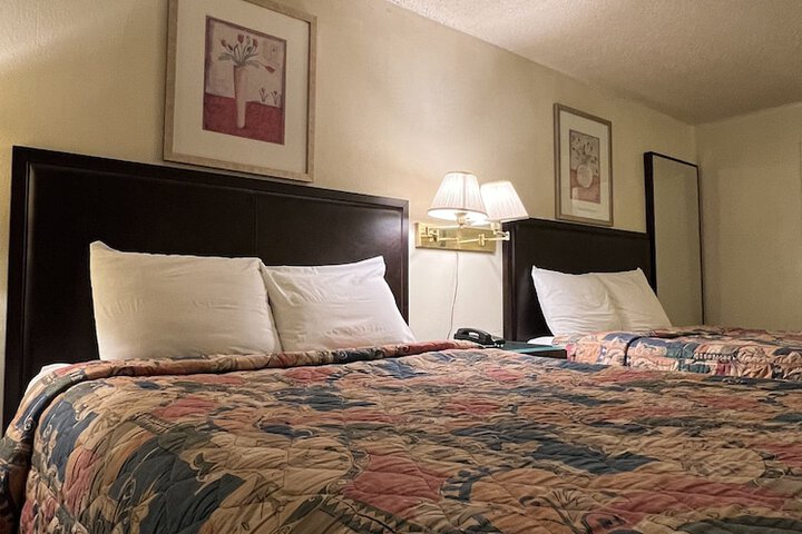 Room 9 of 21