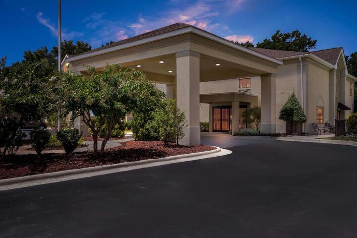 Comfort Inn Clinton
