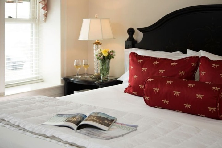 Belfast Bay Inn
